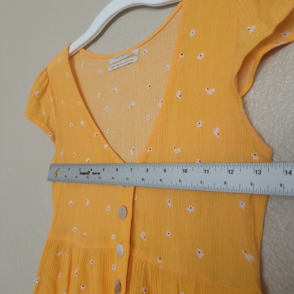 Urban Outfitters yellow women's short jumpsuit with flowers size xs-tp and tiere - Picture 5 of 13